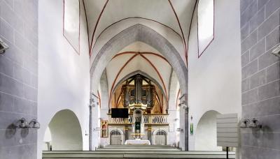 Kircheninnenraum, Blick nach Osten