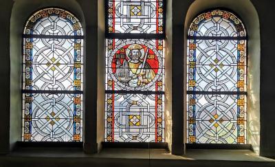 Kirchenfenster in St. Nikolaus