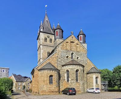 St. Nikolaus in Wipperfürth, Choransicht außen