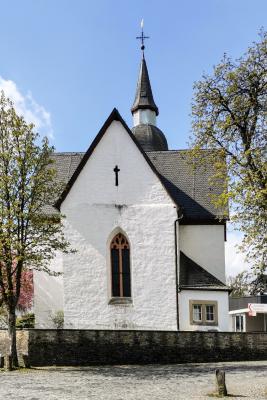 Ev. Kirche in Nümbrecht-Marienberghausen, Ostansicht