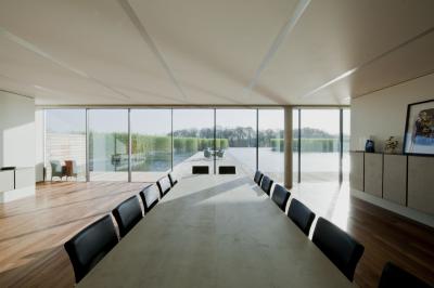 RS+Yellow Distribution Centre - Innenraum