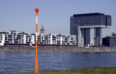 Rheinauhafen mit Wohnwer(f)t 18.20 und Kranhäusern