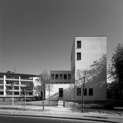 Haus am Cöllenhof Bonn, Frontansicht, Haupteingang