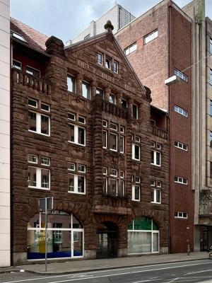 Altbau der Allgemeinen Ortskrankenkasse