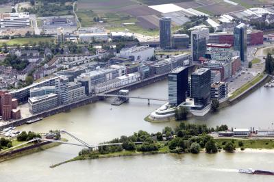 Luftbild Medienhafen mit Hyatt Regency Hotel