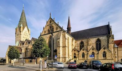 Südansicht des Paderborner Doms