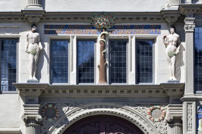 Detailansicht Fassadenornamentik