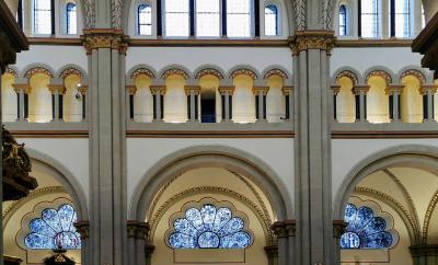 Langhaus Innenfassade mit Empore, Münster Bonn