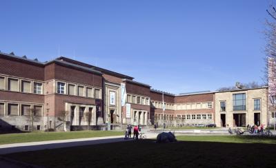 Innenhof des Kunstpalastes