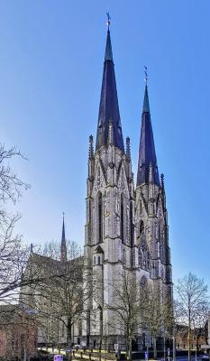 St. Ludgerus mit Doppelturmfassade