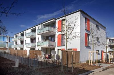Außenansicht Mehrfamilienhaus