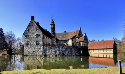 Burg Vischering, Hauptburg von Nordosten