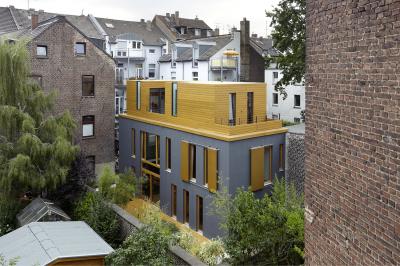 Hinterhofhaus Tannenstraße, Außenperspektive