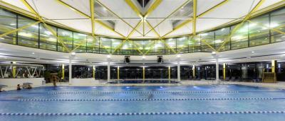 Innenansicht Schwimmhalle Lentpark