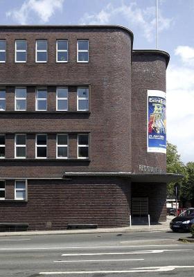 Seitenansicht Eingangsbereich RVR