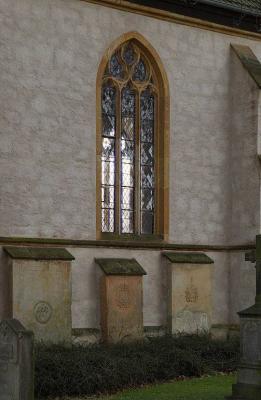 Fischblasen-Maßwerkfenster Südseite