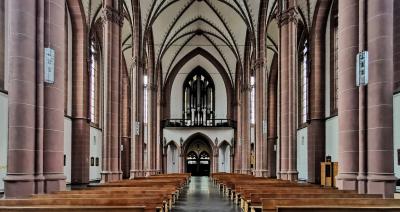 Kircheninnenraum, Blick Richtung Eingang