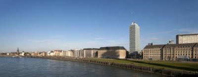 Rheinpanorama mit Mannesmannhochhaus