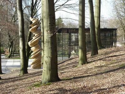 Ausstellungspavillon im Skulpturenpark Waldfrieden