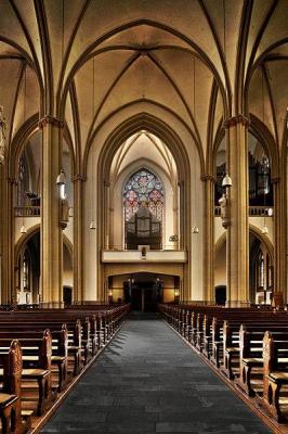 Innenansicht St. Nikomedes 