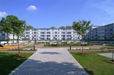 Hofansicht der sanierten Wohnsiedlung Blauer Hof in Köln-Buchforst
