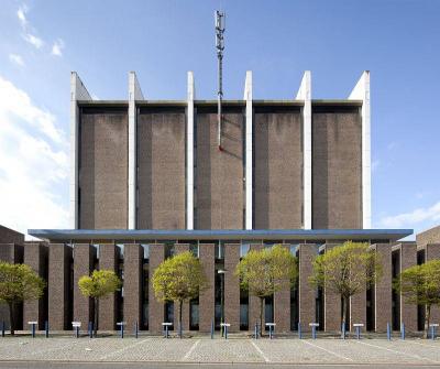 Rückseite der Stadthalle