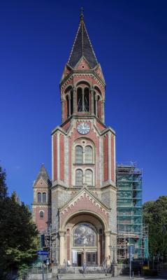 Ansicht Kirchturm der Kreuzeskirche Essen