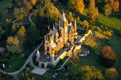 Schloss Drachenburg von oben
