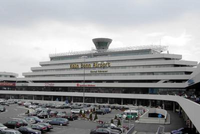 Empfangsgebäude Terminal 1 des Flughafen Köln/Bonn (CGN)