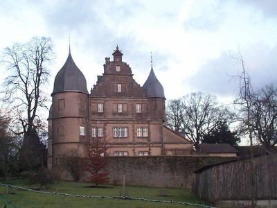 Frontansicht der Westfassade