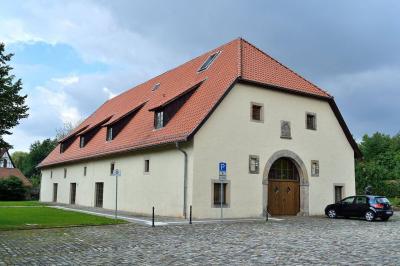 Burgscheune von 1744