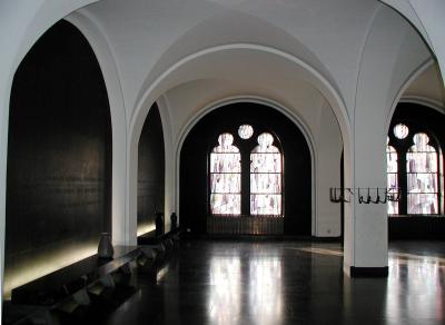 Gedenkhalle im Obergeschoss