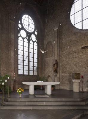 Blick zum schräg positionierten Altarbereich der ehemaligen Franziskanerkirche St. Marien