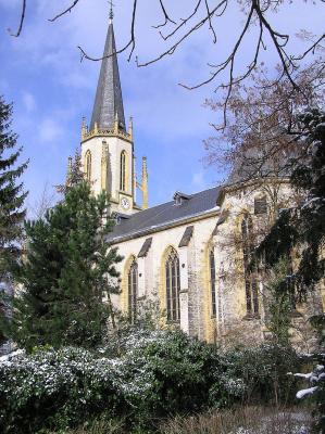Blick auf die Martin Luther Kirche in Gütersloh