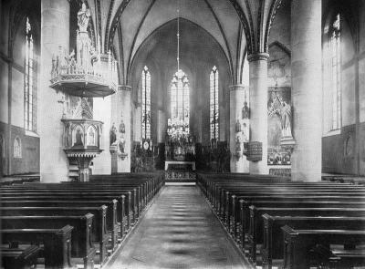 Innenansicht mit Blick zum Chor um 1910