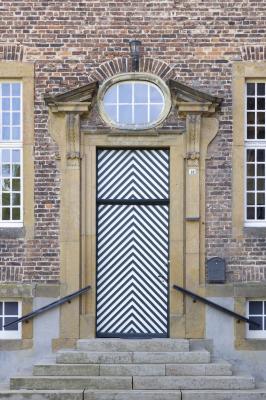 Portal Seitenflügel Propsteigebäude