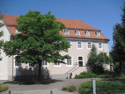 das ehemalige Klostergebäude