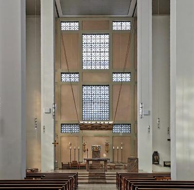 Innenraum St. Mechtern, Blick Richtung Altar