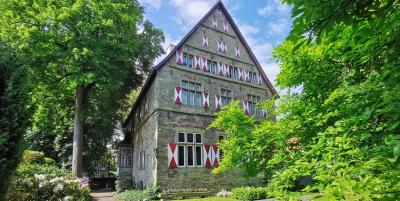 Fassade des Haupthauses