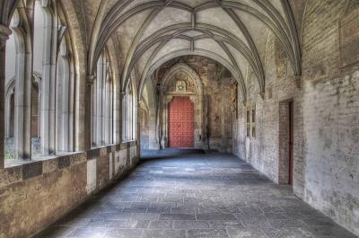 Blick durch den Kreuzgang