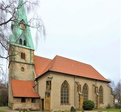 St. Peter und Paul, Südseite