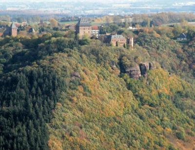 Westansicht der Burg Nideggen