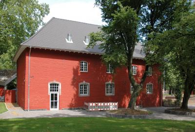 Burg Alsdorf, Remise Hofseite