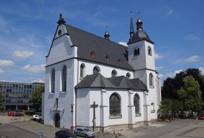 Blick von Südwesten auf Alt St.Heribert