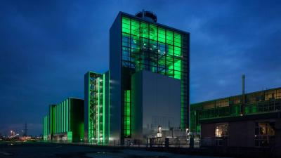 Kraftwerk Lausward Block Fortuna bei Nacht