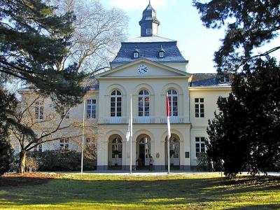 Ansicht der Fassade von Schloss Eller