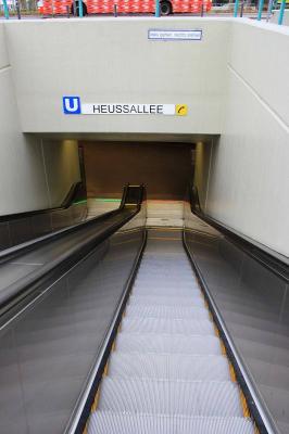 U-Bahn Station Heussallee/Museumsmeile, Eingang