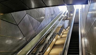 Aufgang zur Straßenebene