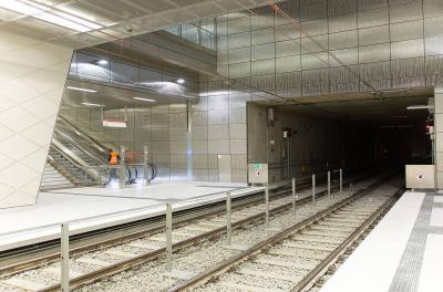 Haltestelle Benrather-Straße, Bahnsteig