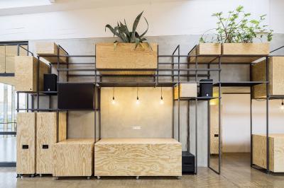 DEINspeisesalon, Einbaumöbel, umgebauter Innenraum